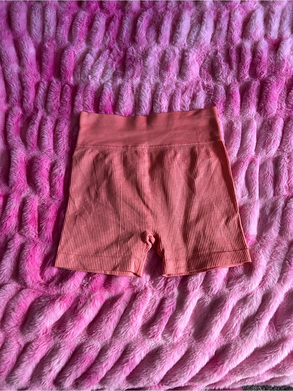 SO Coral Ribbed High-Waist Bike Shorts